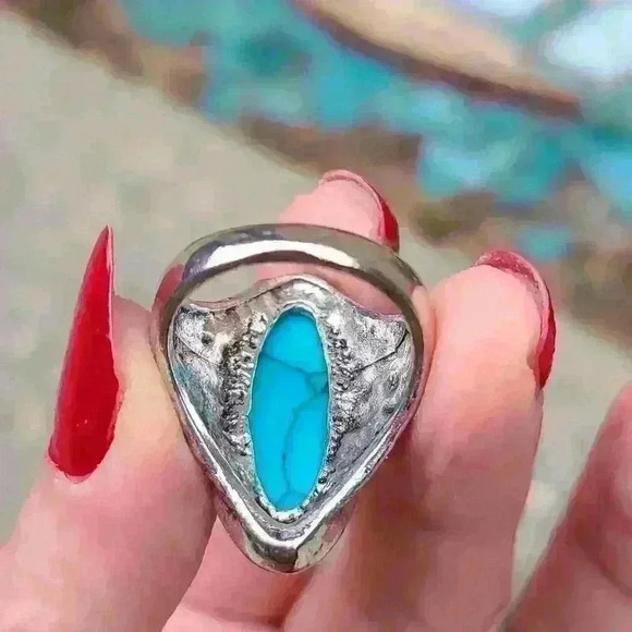Silver tone turquoise like ring size 5.75 - Picture 12 of 17
